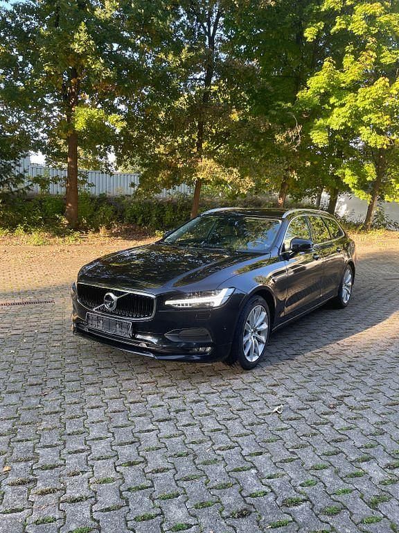 Schwarz Gebraucht 2016 Volvo V90 Inscription Kombi | 19.500 € (Guter Preis) - Bild 1/4