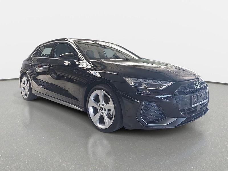 Gebraucht Audi A3 S-Line 150 PS (110 kW) 2025 Mythosschwarz metallic Limousine