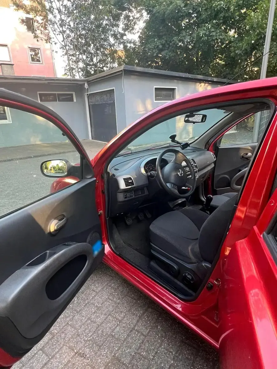 Gebraucht Nissan Micra 65 PS (47 kW) 2005 Rot Kleinwagen