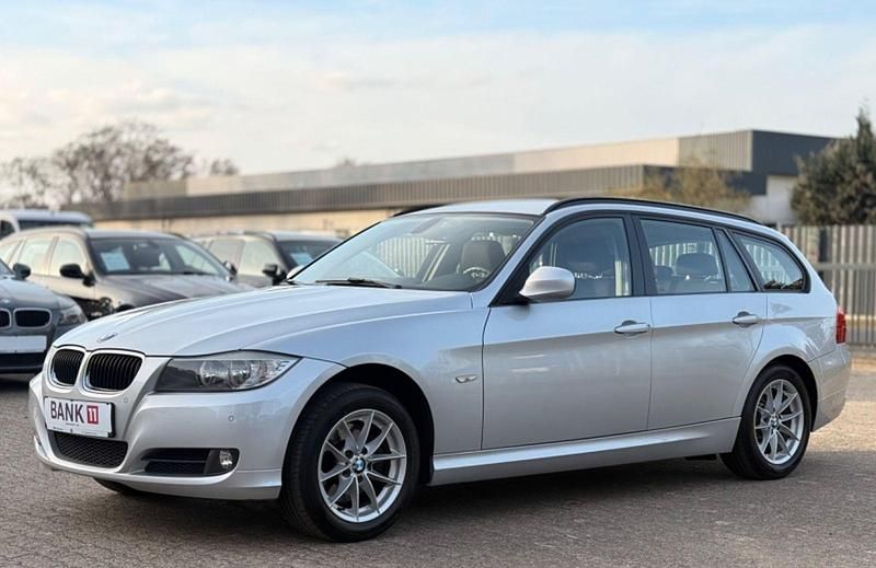 Gebraucht BMW 320 Comfort Edition 184 PS (135 kW) 2012 Silber Kombi