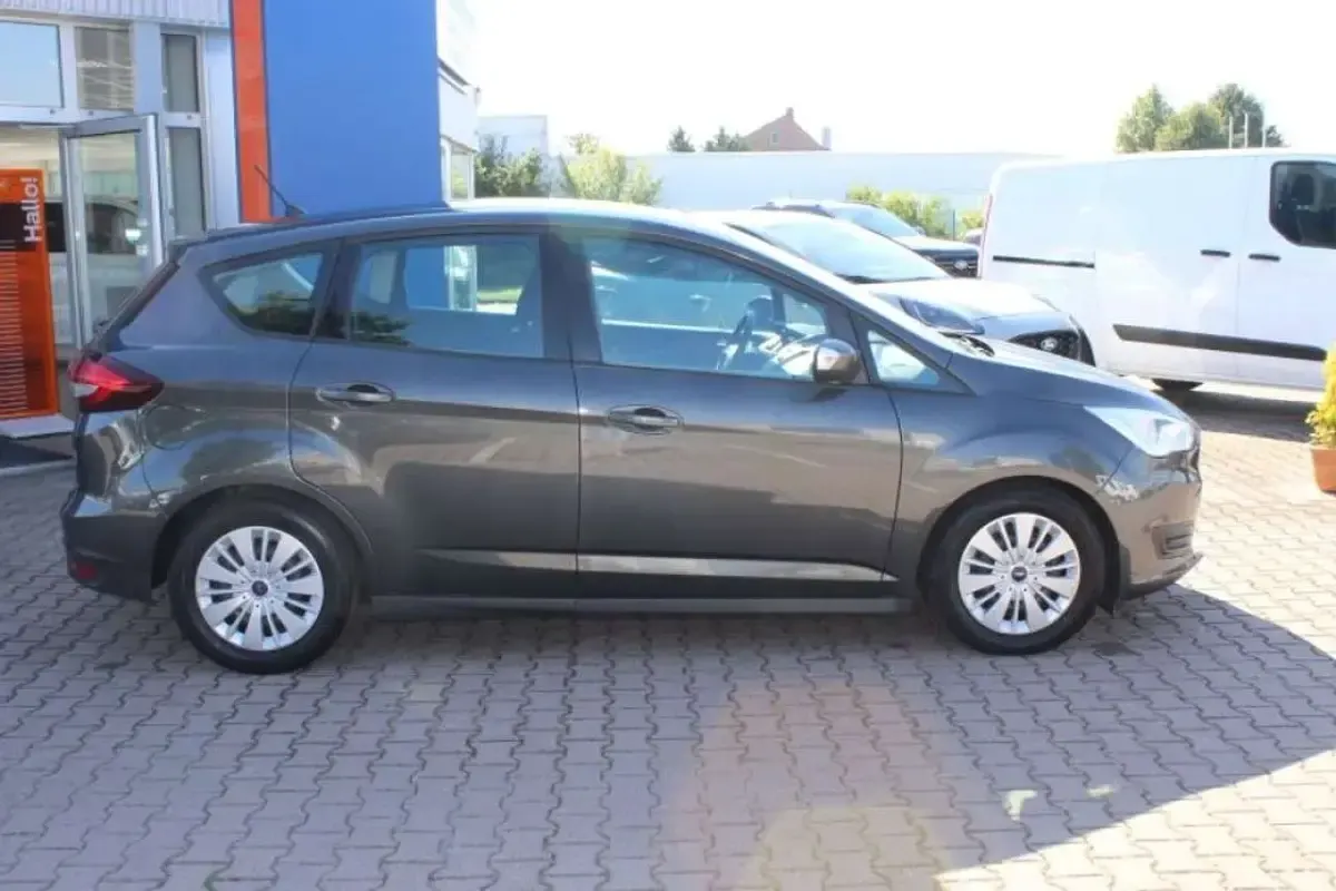 Gebraucht Ford C-MAX Trend 150 PS (110 kW) 2018 Magnetic Van / Kleinbus