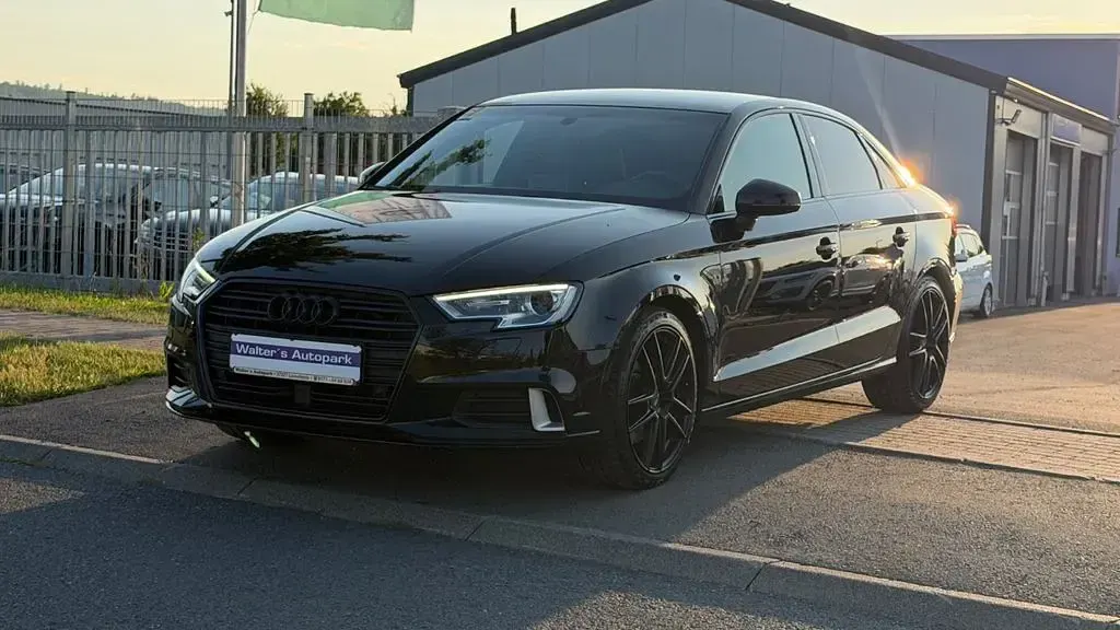 Gebraucht Audi A3 Sport 150 PS (110 kW) 2019 Schwarz Limousine
