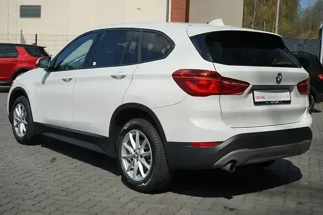 Używany BMW X1 136 KM (100 kW) 2017 Biały SUV
