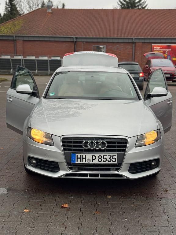 Gebraucht Audi A4 Attraction 160 PS (117 kW) 2009 Silber Limousine