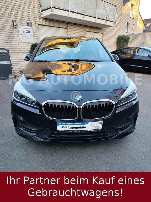 Gebraucht BMW 216 Active Tourer Advantage 116 PS (85 kW) 2020 Schwarz Van / Kleinbus