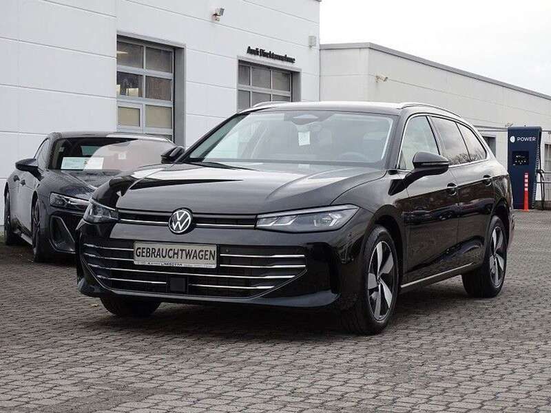 Gebraucht VW Passat Business 150 PS (110 kW) 2024 Schwarz Kombi