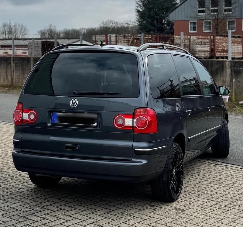 Gebraucht VW Sharan R 140 PS (102 kW) 2007 Grau Van / Kleinbus