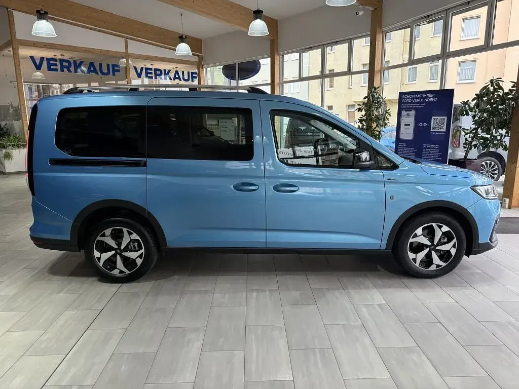 Neu Ford Grand Tourneo Connect Active 150 PS (110 kW) 2026 Blau Van / Kleinbus