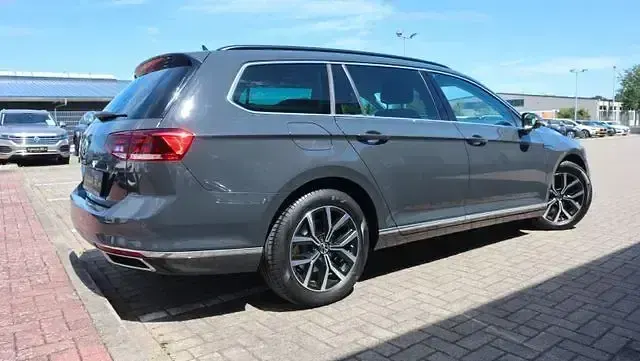 Gebraucht VW Passat GTE 156 PS (114 kW) 2021 Grau Kombi