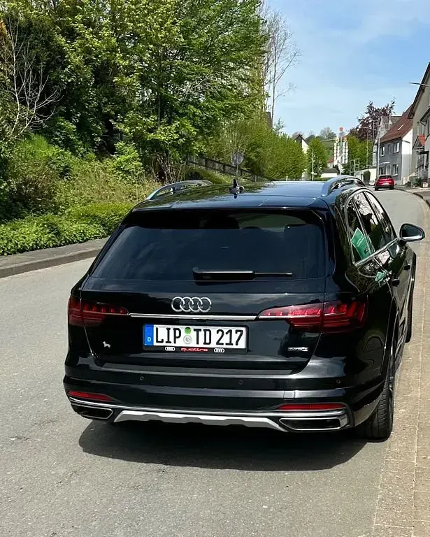 Gebraucht Audi A4 Allroad Sport 245 PS (180 kW) 2020 Schwarz Kombi