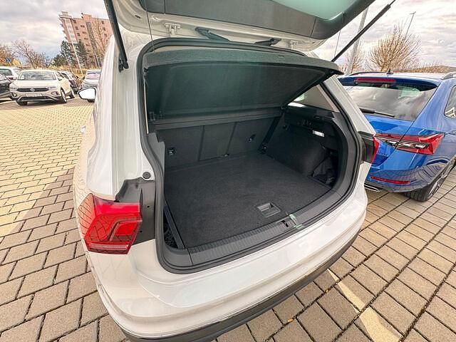 Gebraucht VW Tiguan Move 150 PS (110 kW) 2024 Weiß SUV