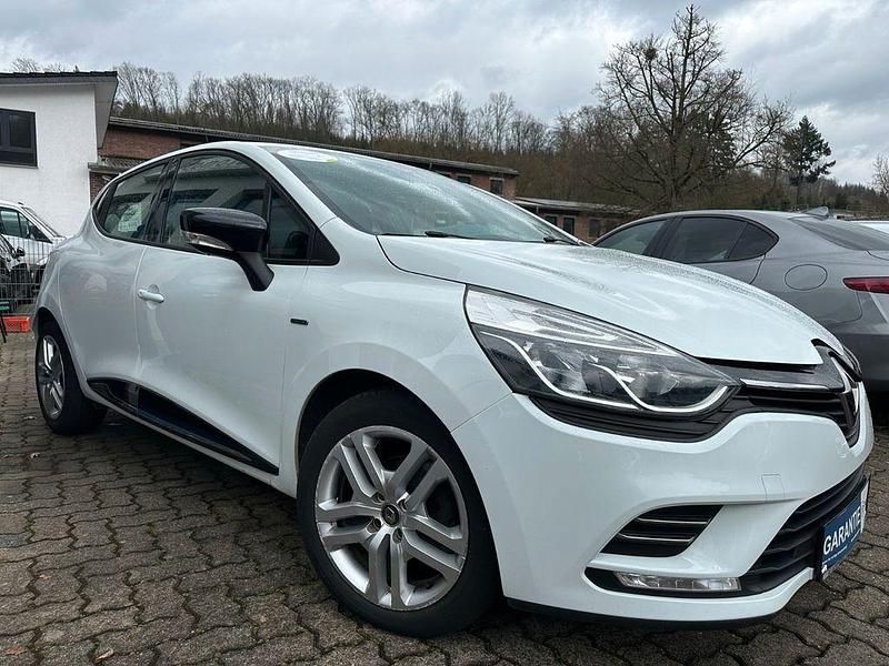 Gebraucht Renault Clio IV 90 PS (66 kW) 2019 Gletscherweiss Kombi