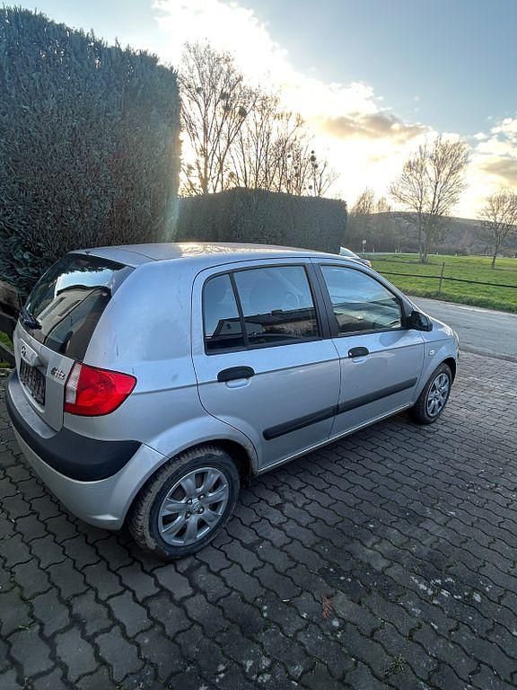 Gebraucht Hyundai Getz 67 PS (49 kW) 2006 Silber Kleinwagen