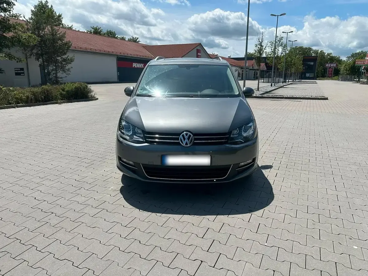 Gebraucht VW Sharan 170 PS (125 kW) 2011 Grau Van / Kleinbus