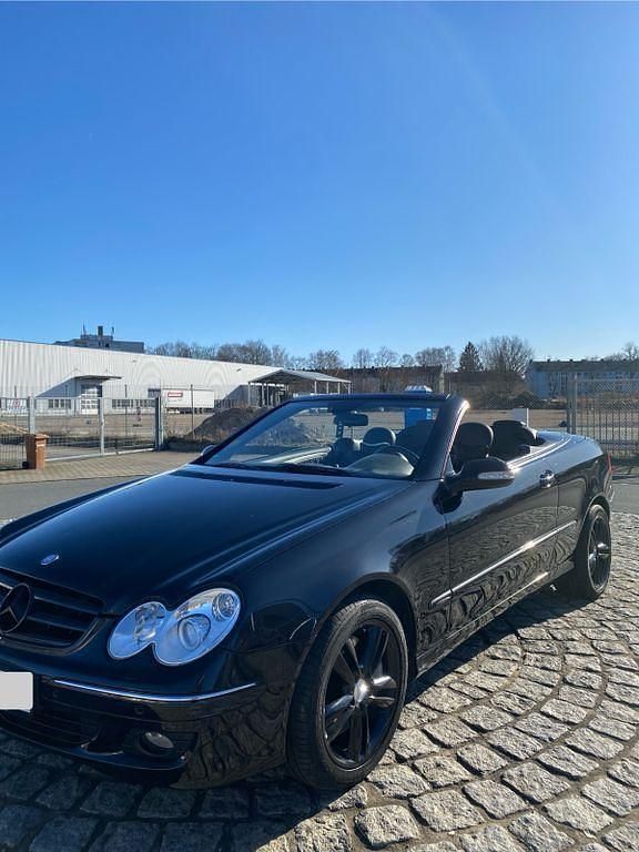 Schwarz Gebraucht 2006 Mercedes CLK350 Avantgarde Cabrio | 6.000 € (Superpreis) - Bild 1/4