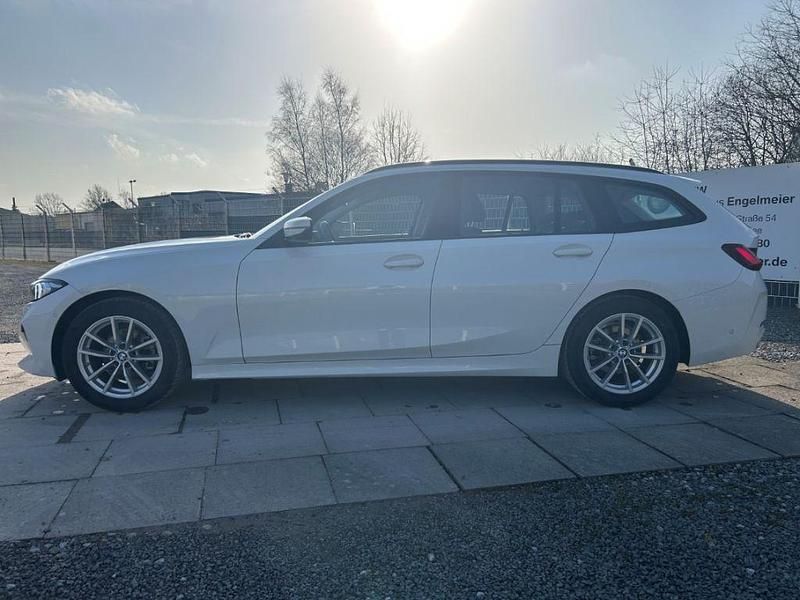 Gebraucht BMW 318 156 PS (114 kW) 2025 Weiß Kombi