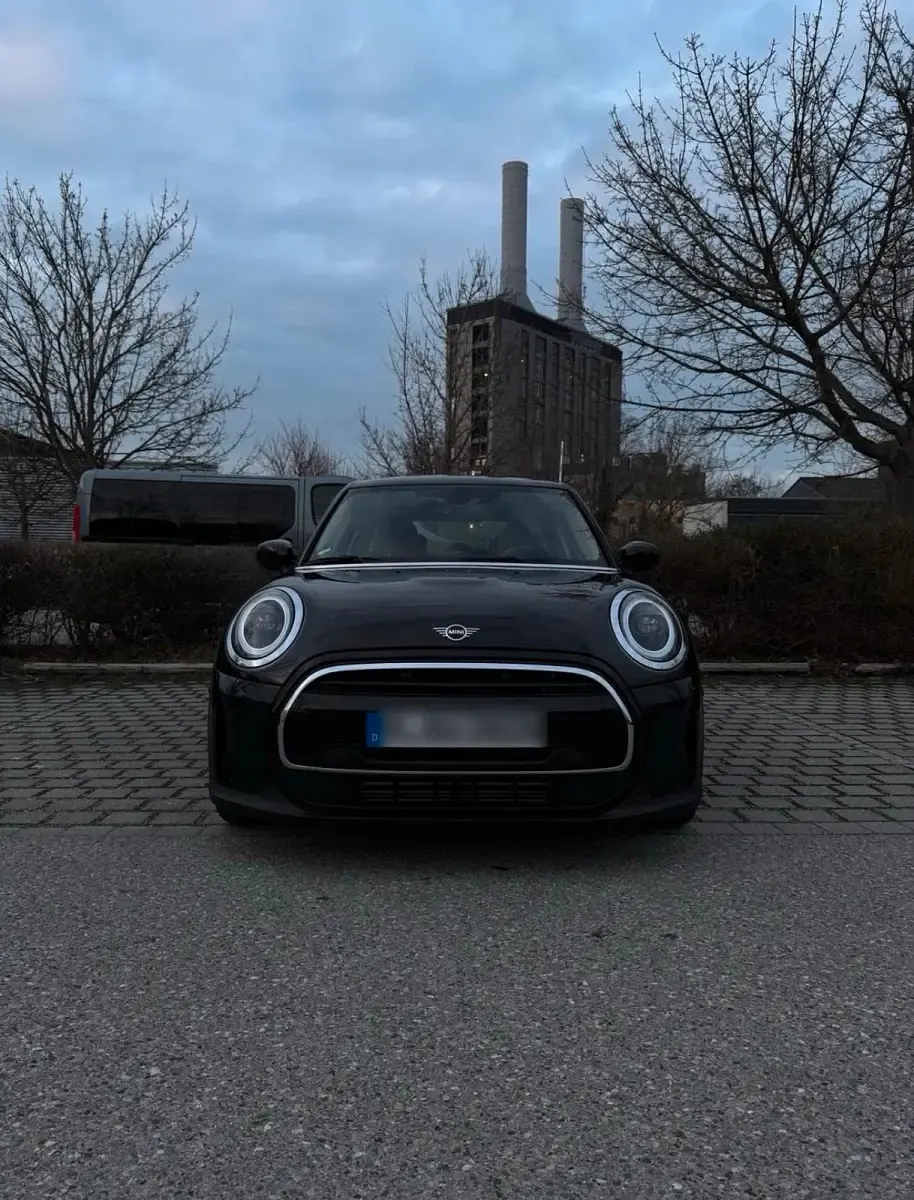 Gebraucht Mini Cooper 136 PS (100 kW) 2022 Schwarz Kleinwagen