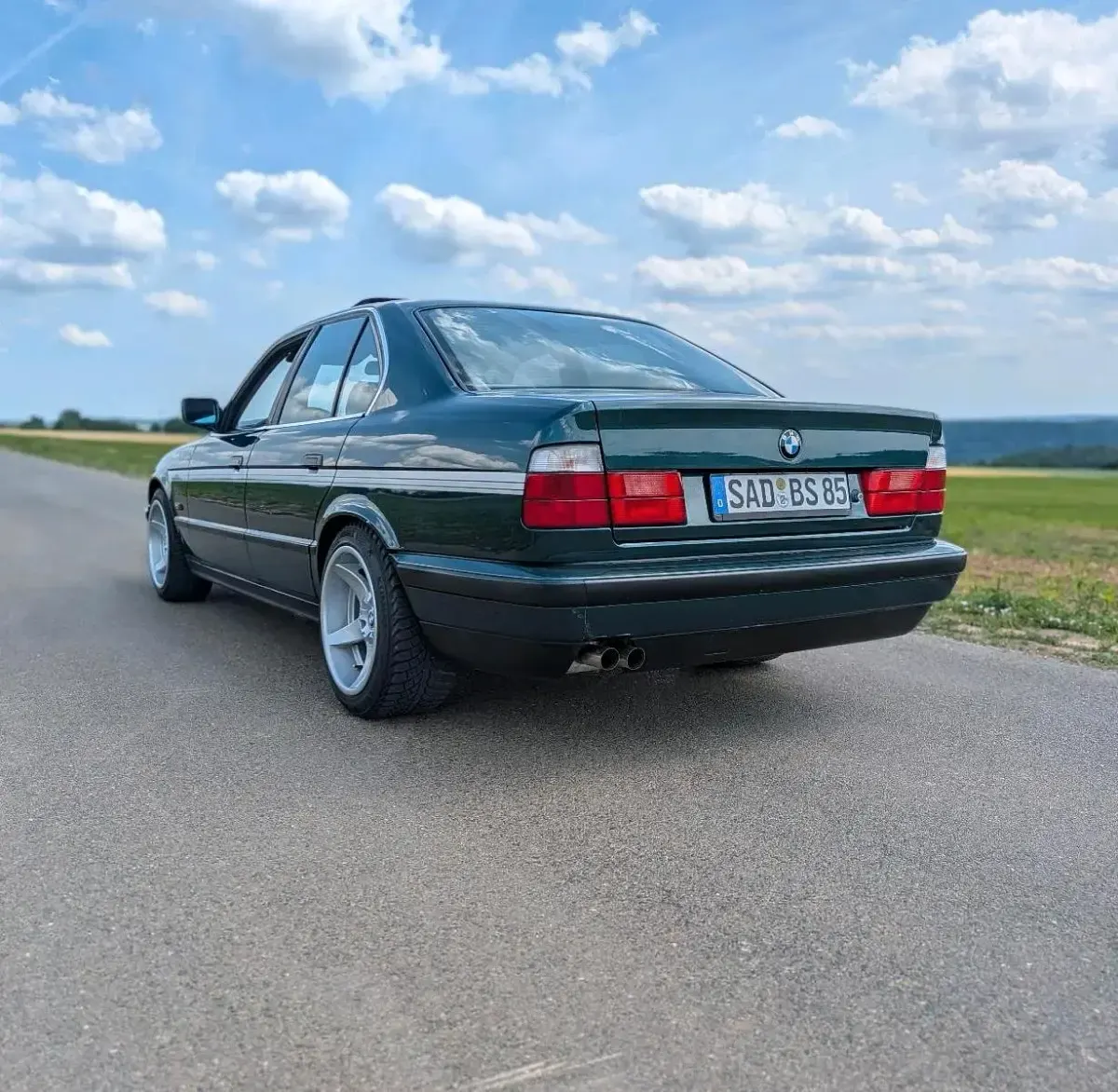 Gebraucht BMW 520 150 PS (110 kW) 1991 Grün Limousine