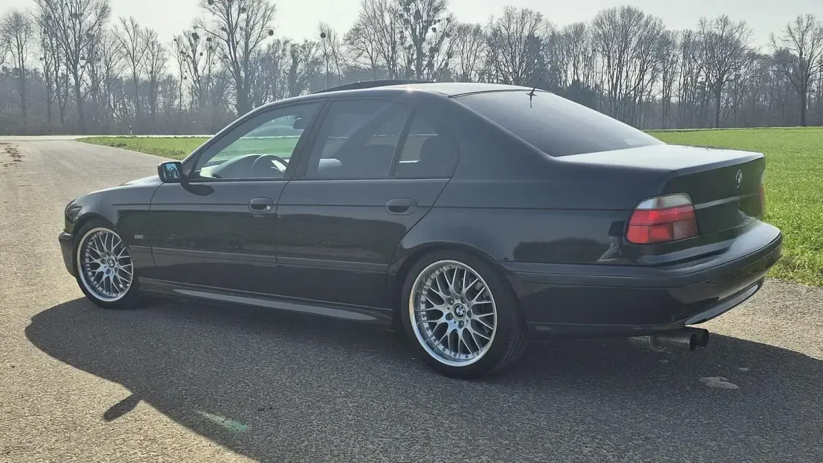 Używany BMW 535 245 KM (180 kW) 1999 Czarny Sedan/Limuzyna