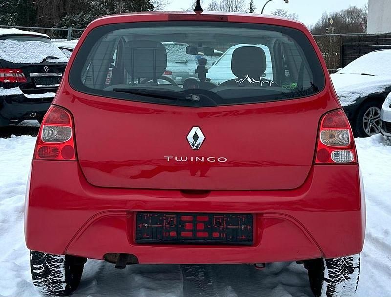 Second-hand Renault Twingo 76 CP (55 kW) 2009 Roșu Hatchback