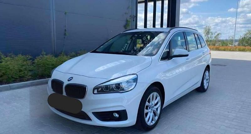 Weiß Gebraucht 2016 BMW 218 Kombi | 8.900 € (Teuer) - Bild 1/4