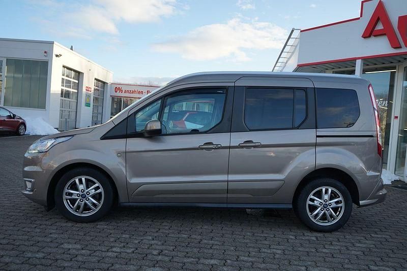 Gebraucht Ford Tourneo Connect Titanium 120 PS (88 kW) 2019 Grau Van / Kleinbus