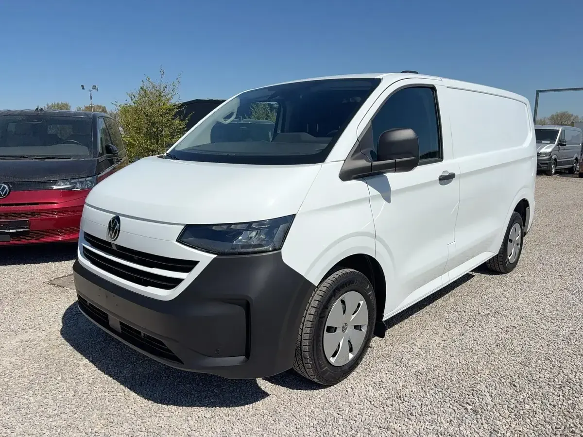 Neu VW T7 100 kW (136 PS) 2026 Clear white Van