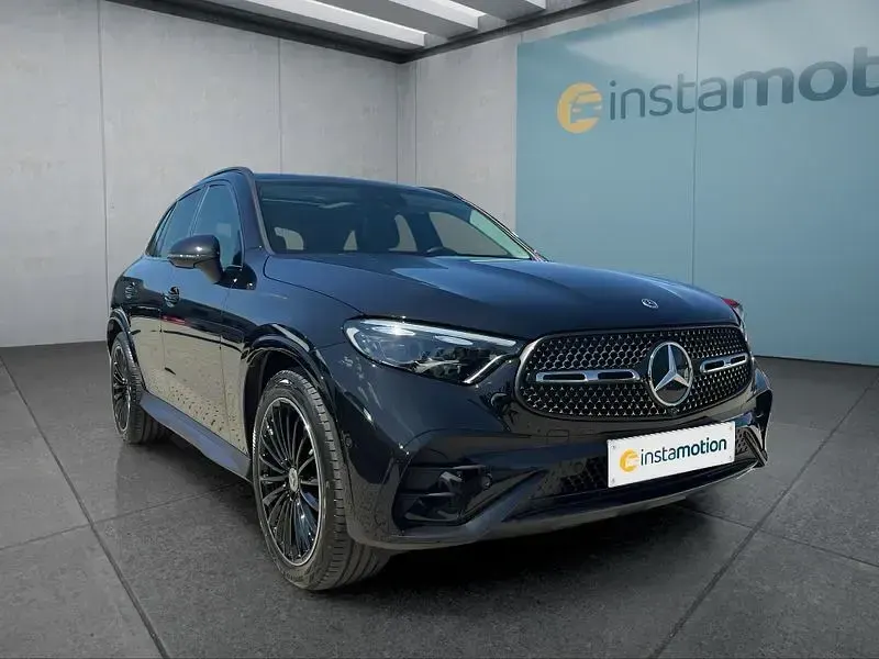 Gebraucht Mercedes GLC220 197 PS (144 kW) 2025 Schwarz SUV