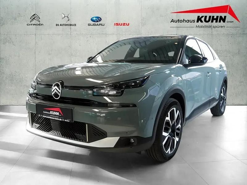 Manhattan green Gebraucht 2025 Citroën e-C4 Limousine | 30.880 € (Fairer Preis) - Bild 1/4