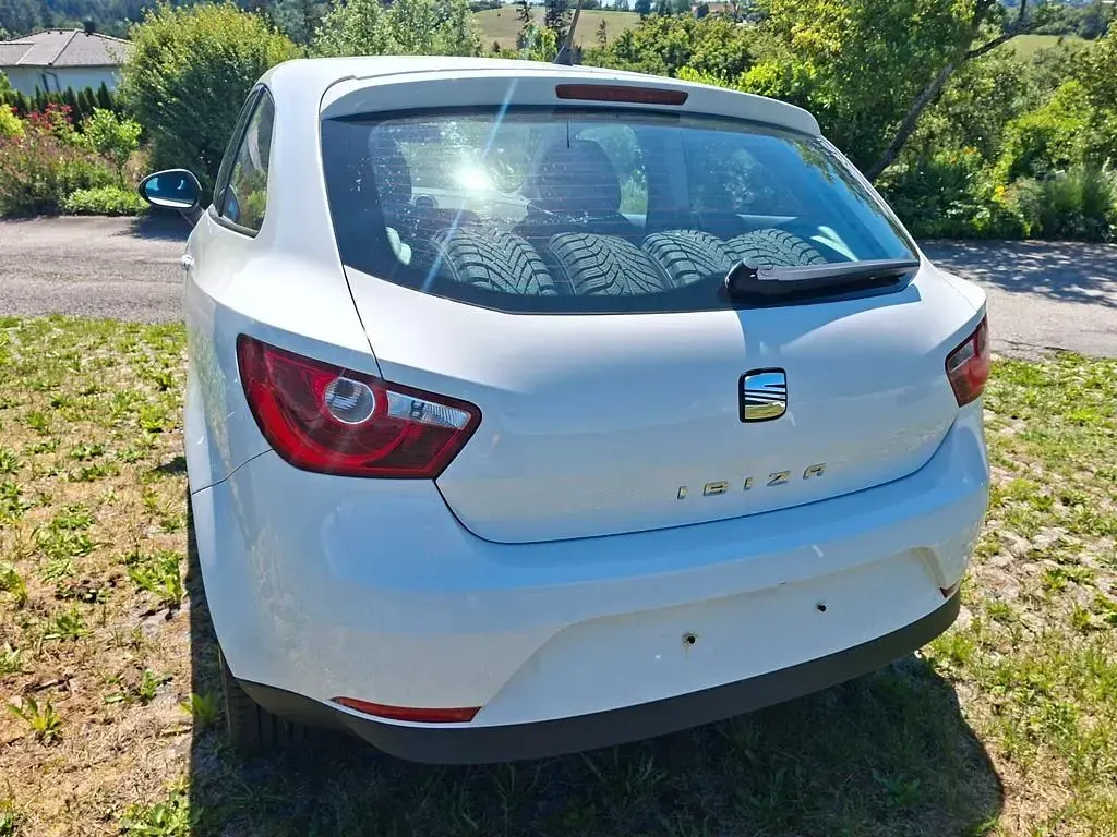 Gebraucht Seat Ibiza SC Reference 69 PS (50 kW) 2010 Weiß Kleinwagen