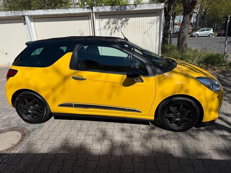 Gebraucht Citroën DS3 Cabriolet 120 PS (88 kW) 2013 Gelb Cabrio