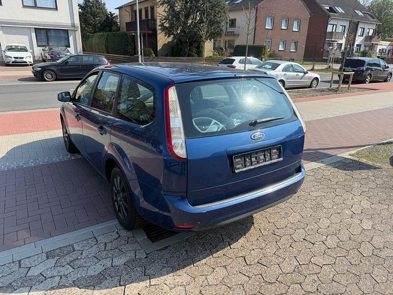 Second-hand Ford Focus Style 109 CP (80 kW) 2008 Berlinǎ