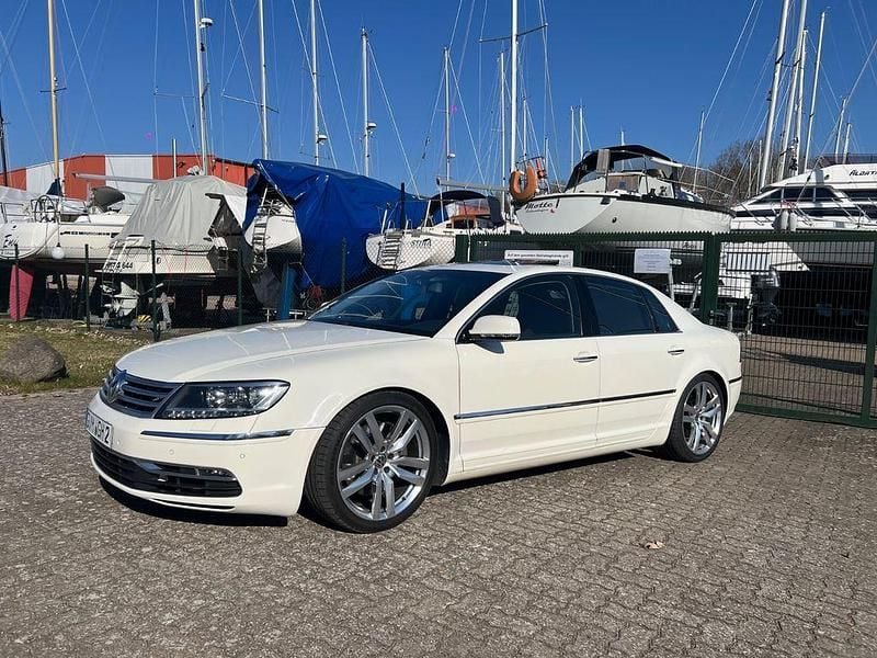 Gebraucht VW Phaeton Exclusive 245 PS (180 kW) 2014 Weiß Limousine