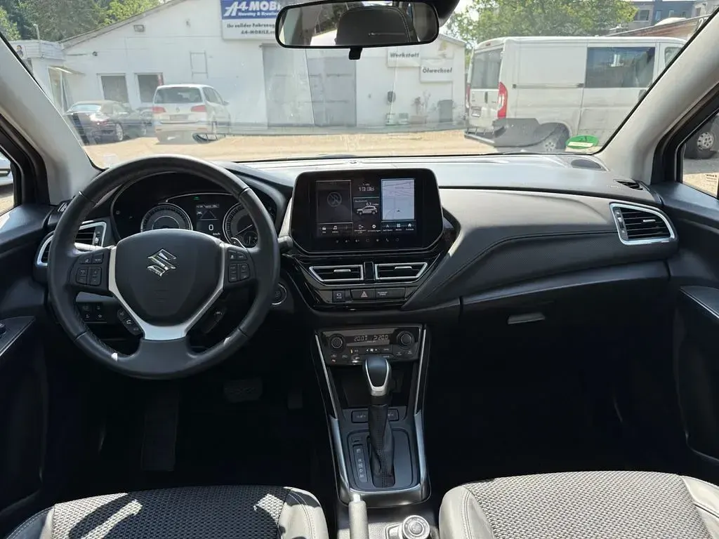 Gebraucht Suzuki SX4 S-Cross 102 PS (75 kW) 2024 Blau SUV