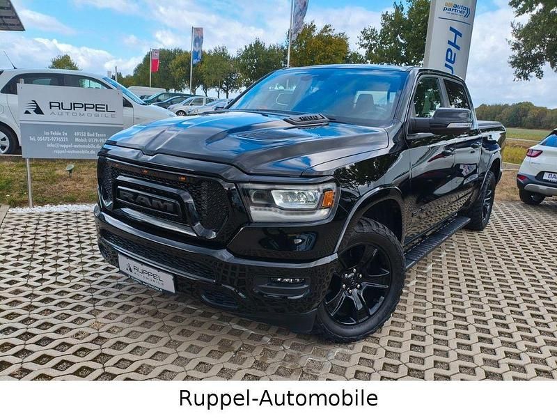 Schwarz Gebraucht 2022 Dodge Ram Abholung | 47.990 € (Fairer Preis) - Bild 1/4