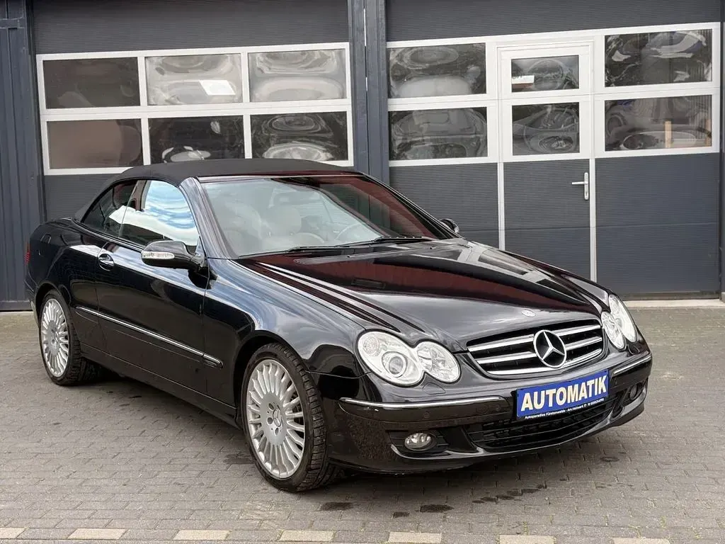 Gebraucht Mercedes CLK320 224 PS (164 kW) 2006 Schwarz Cabrio
