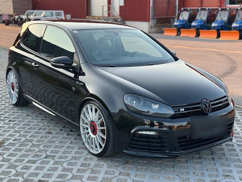 Schwarz Gebraucht 2010 VW Golf VI Kleinwagen | 20.400 € - Bild 1/4