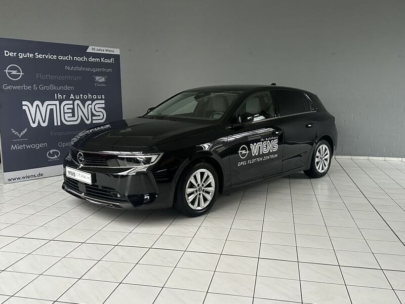 Karbon schwarz metallic Gebraucht 2022 Opel Astra Elegance Limousine | 21.590 € (Teuer) - Bild 1/4