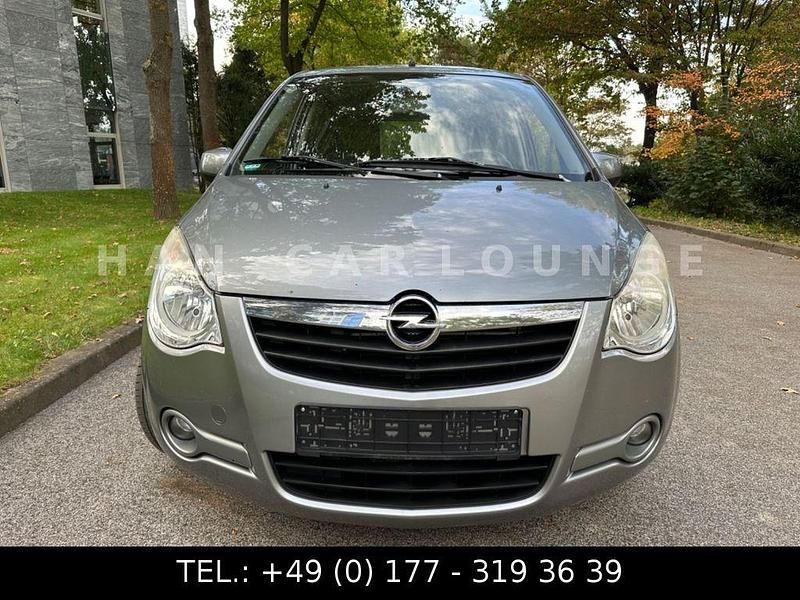 Gebraucht Opel Agila Edition 94 PS (69 kW) 2013 Grau Kleinwagen