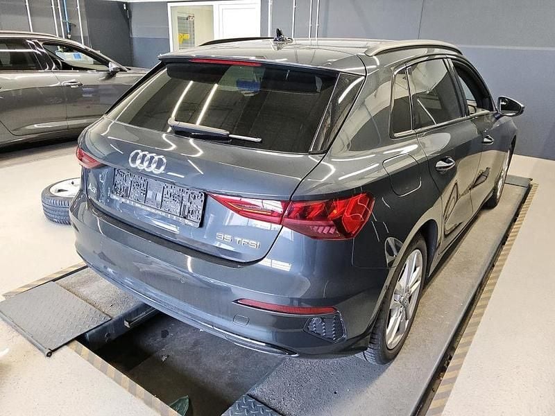 Gebraucht Audi A3 Advanced 150 PS (110 kW) 2021 Grau Limousine