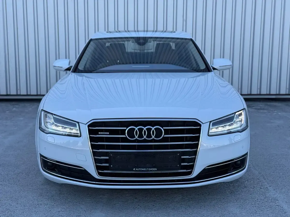 Gebraucht Audi A8 Ambiente 435 PS (319 kW) 2017 Weiß Limousine