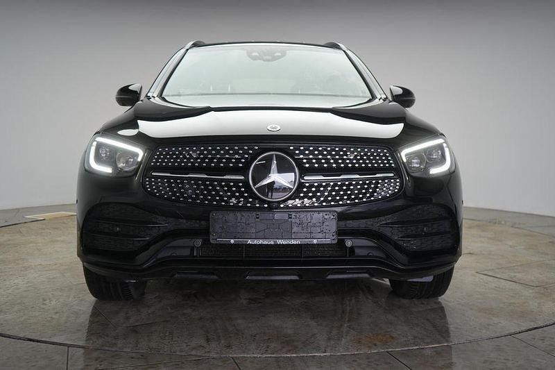 Gebraucht Mercedes GLC400d AMG line 330 PS (242 kW) 2021 Schwarz SUV