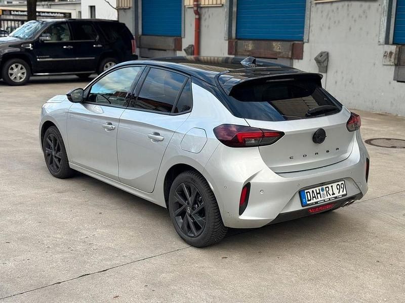 Gebraucht Opel Corsa 131 PS (96 kW) 2025 Silber Limousine