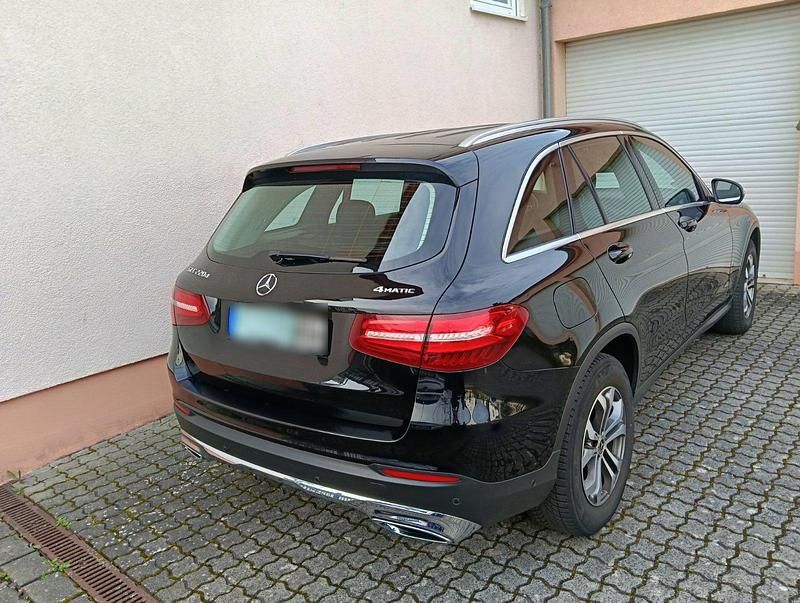 Gebraucht Mercedes GLC220 170 PS (125 kW) 2017 Schwarz SUV