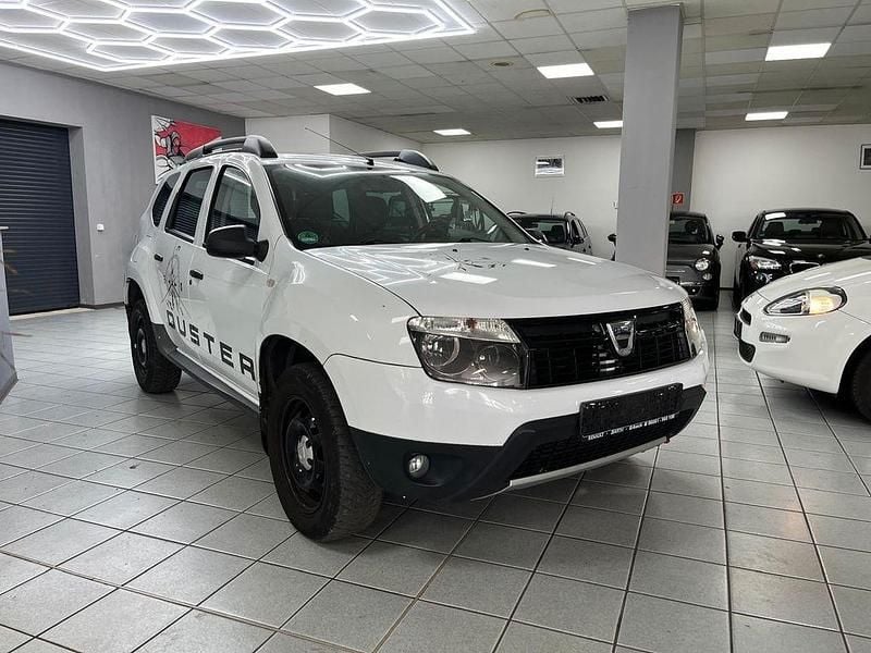 Weiß Gebraucht 2013 Dacia Duster SUV | 4.900 € (Fairer Preis) - Bild 1/4
