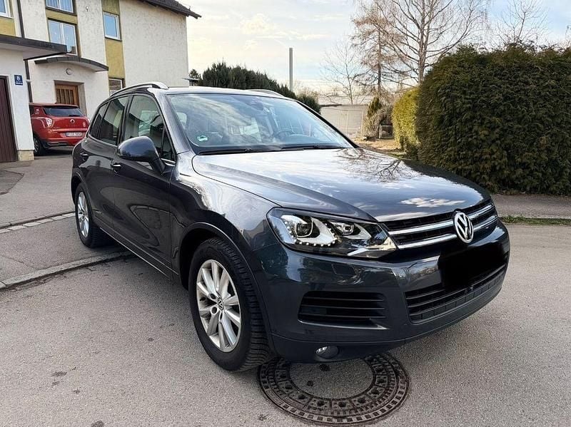 Gebraucht VW Touareg 245 PS (180 kW) 2014 Grau SUV
