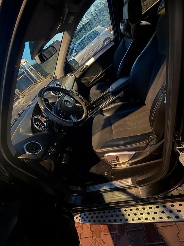 Gebraucht Mercedes ML280 190 PS (139 kW) 2007 Schwarz SUV