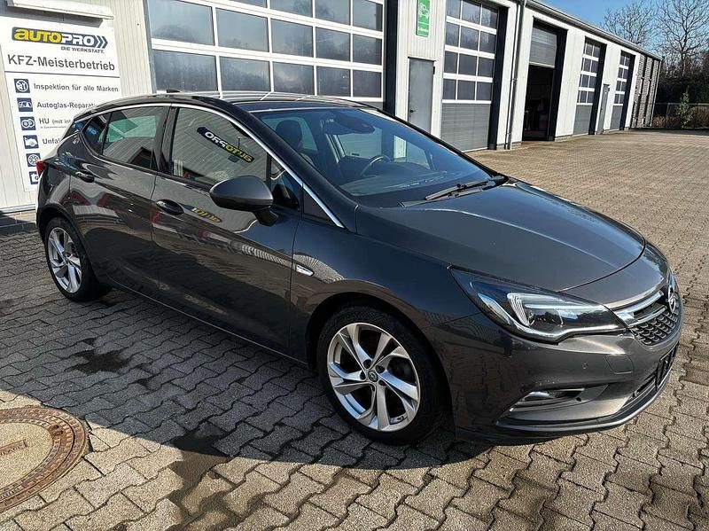 Gebraucht Opel Astra Dynamic 136 PS (100 kW) 2016 Phantom grey /platin anthrazit Kleinwagen