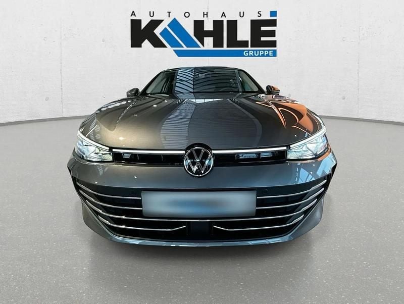 Neu VW Passat IQ Drive 150 PS (110 kW) 2025 Grau Kombi