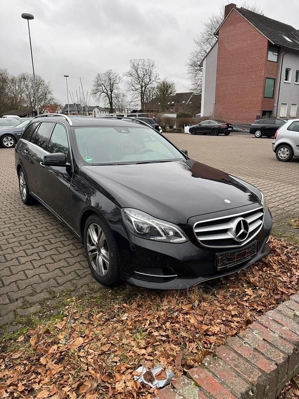 Gebraucht Mercedes E350 258 PS (189 kW) 2013 Schwarz Kombi